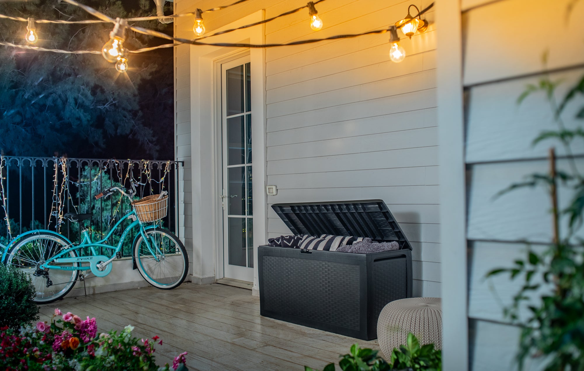 Norfolk Leisure Samoa 270 Litre Garden Storage Box - Grey