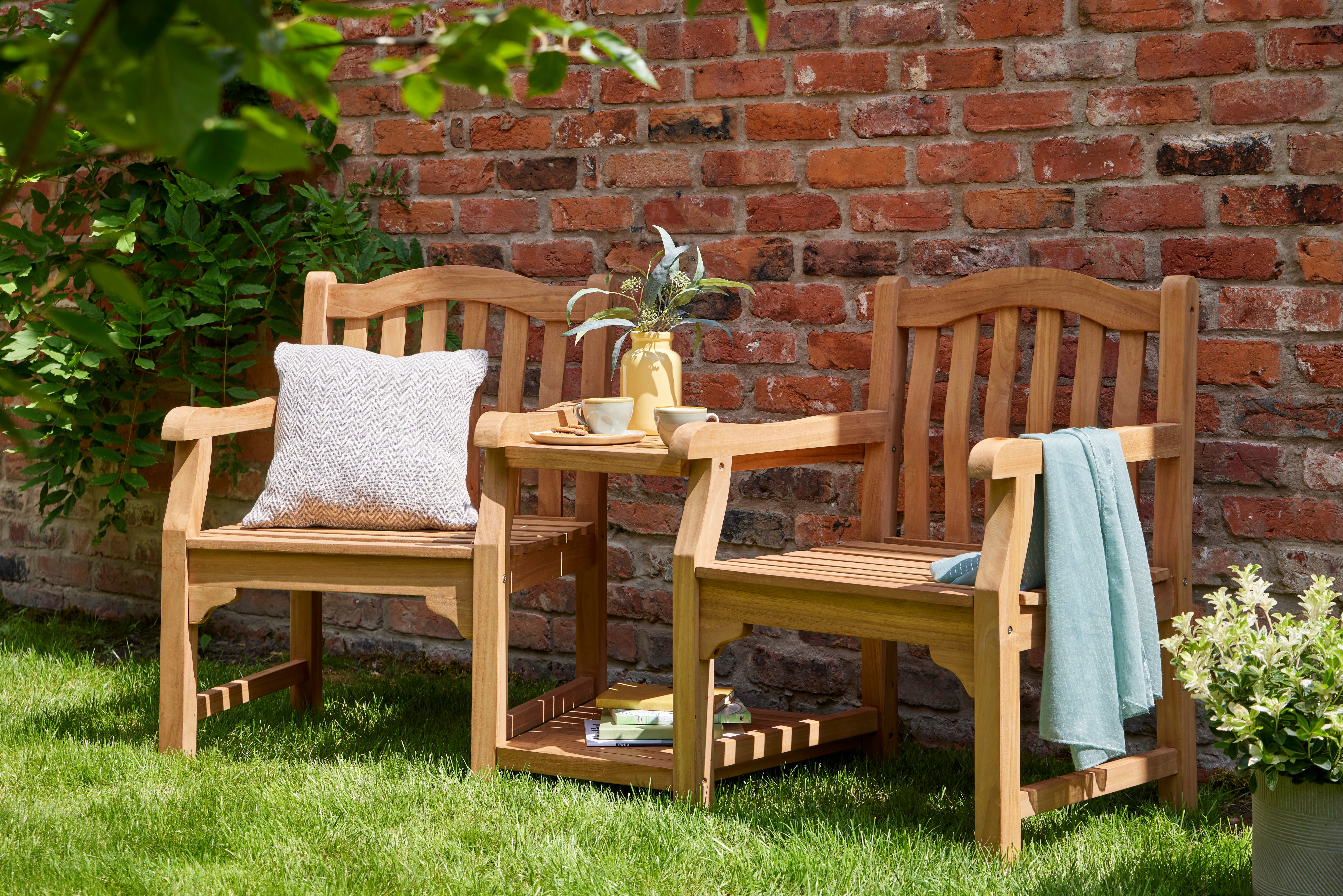 Norfolk Leisure Kingsbury Love Seat Bench KD Teak