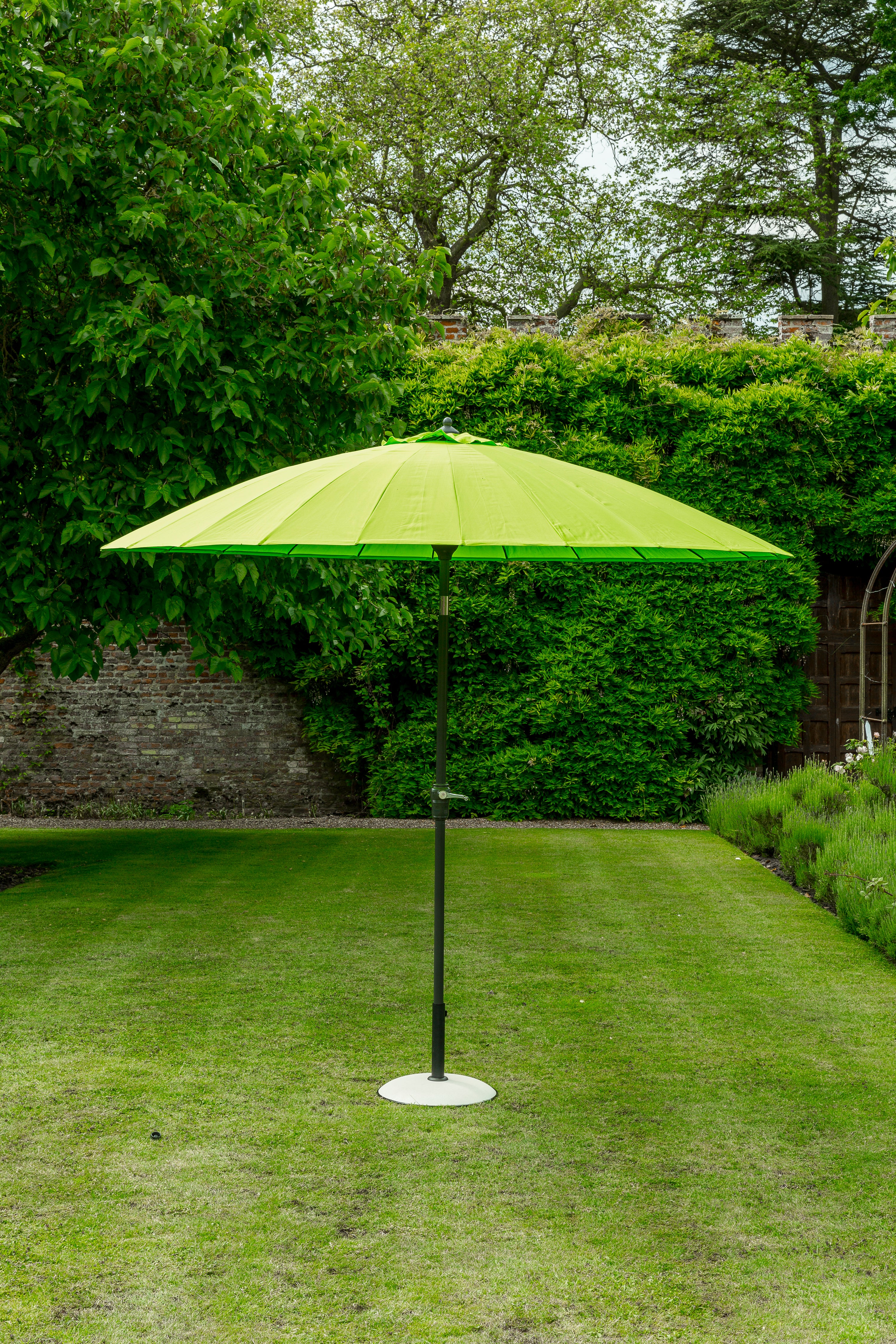 Norfolk Leisure Geisha Lime Parasol 2.5m