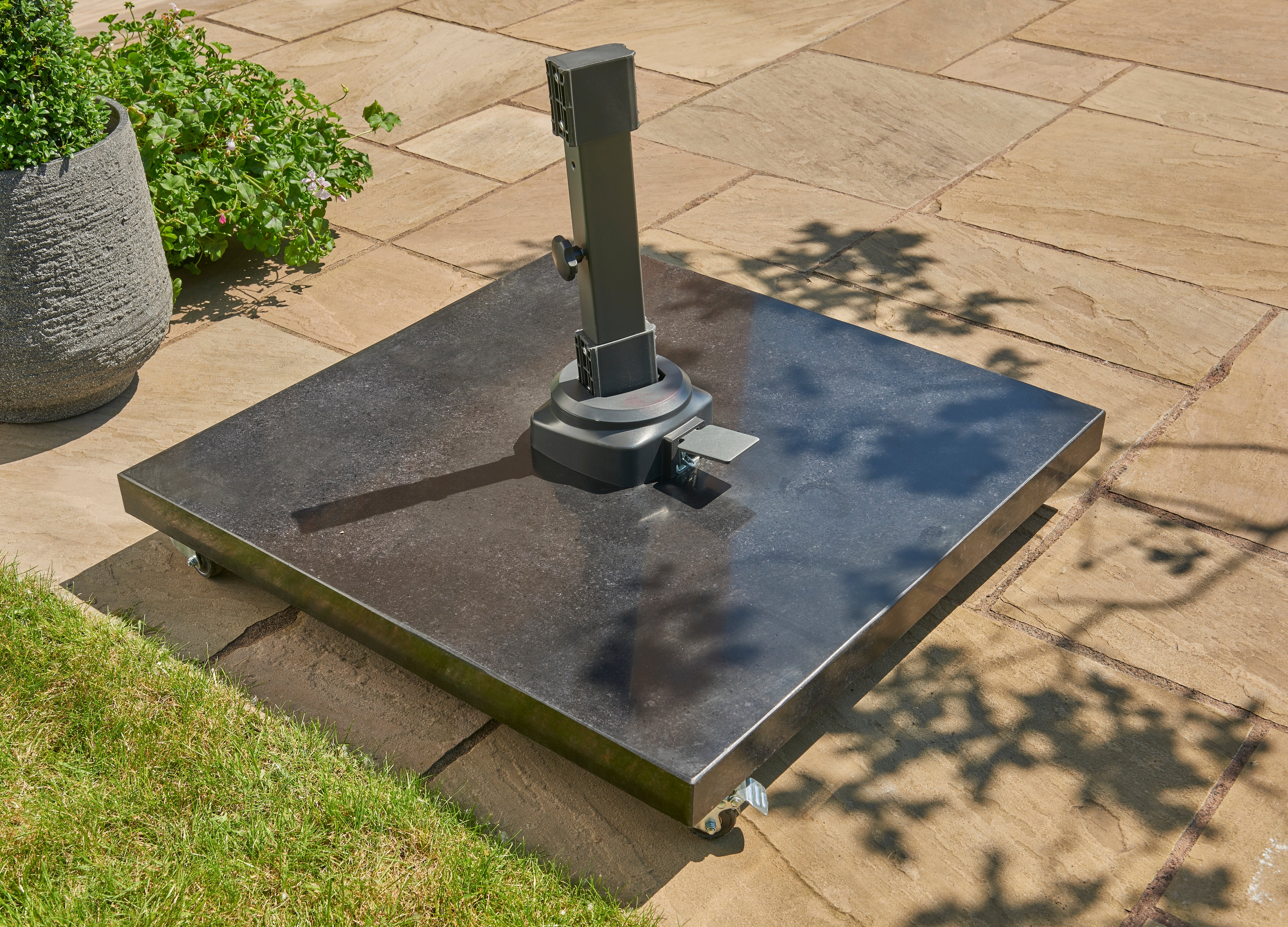 Royce 90kg Granite Base with Wheels (for Cantilever Parasols)