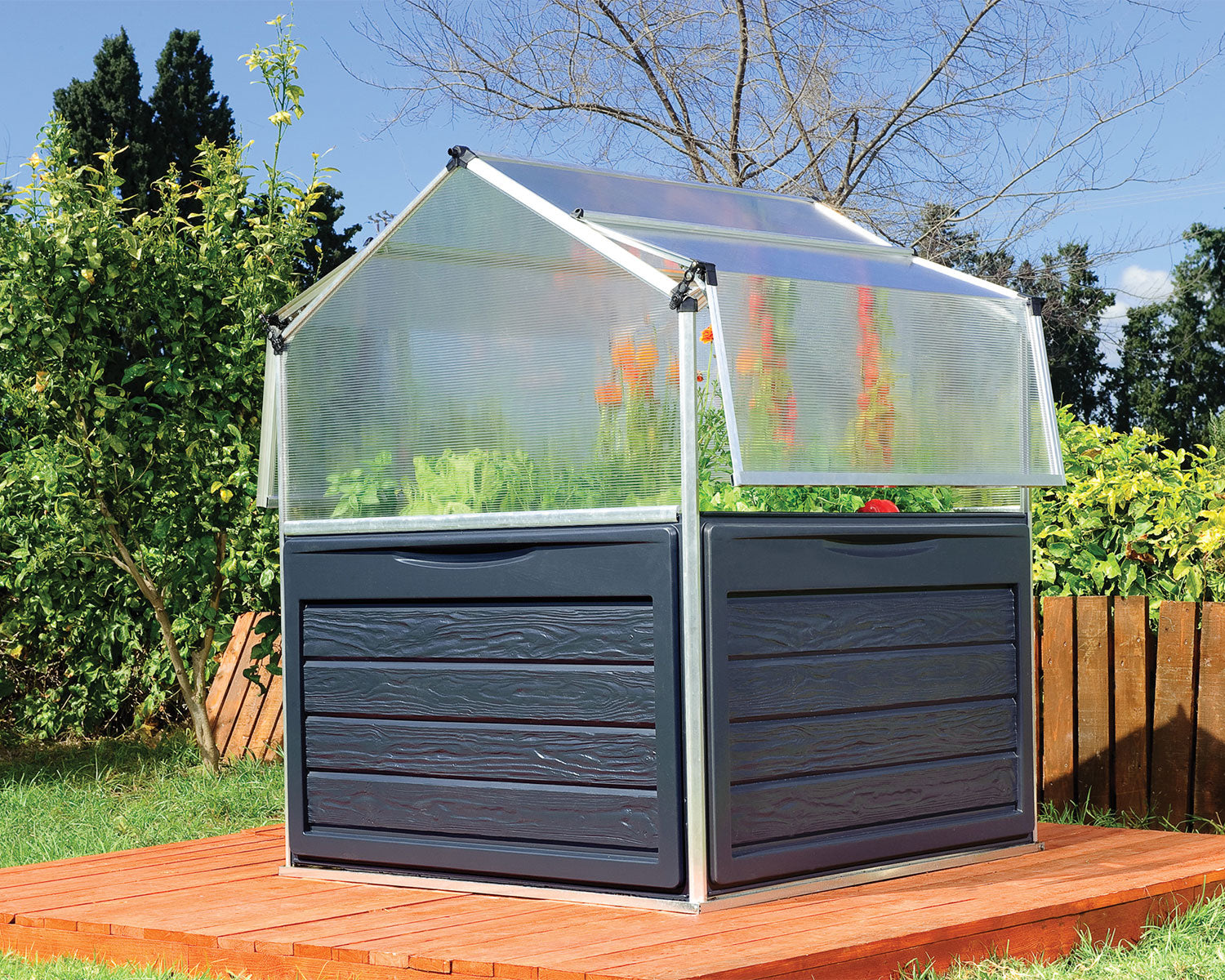 Small Plant Inn Polycarbonate Greenhouse - Canopia by Palram