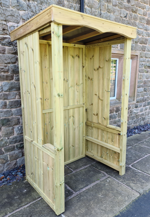 Small Poly Chunky Wooden Smoking Shelter - Churnet Valley