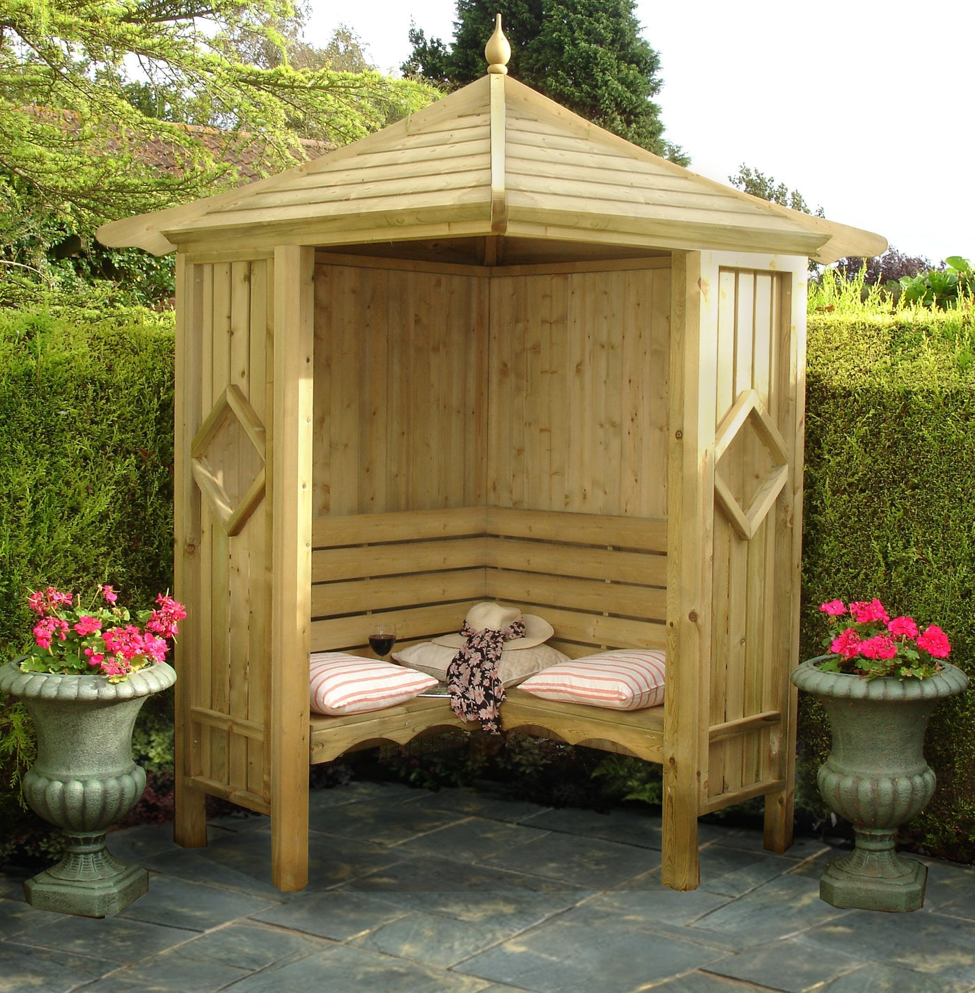 Corner Arbour with Roof
