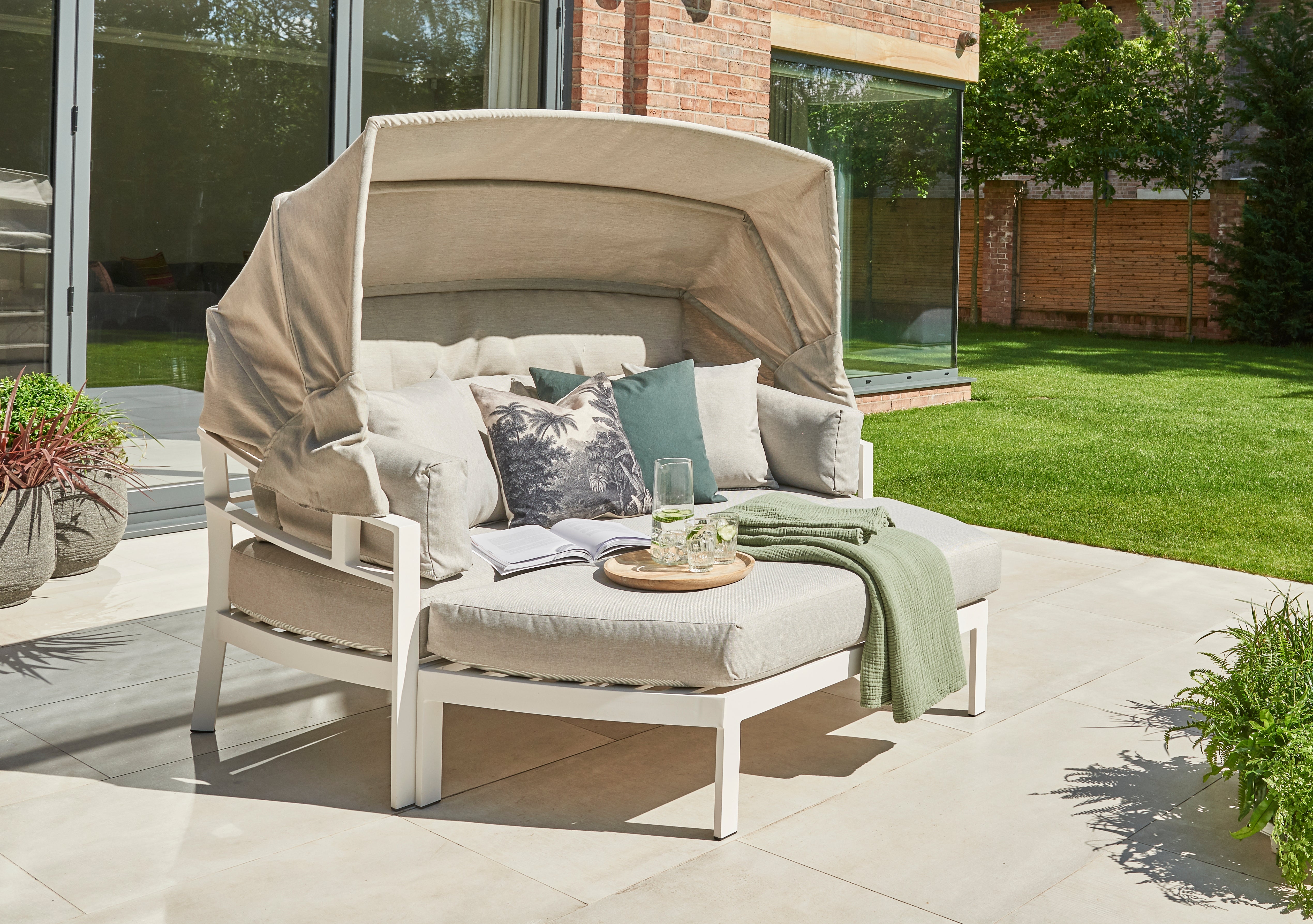 Titchwell Garden Day Bed with Adjustable Sun Hood in White