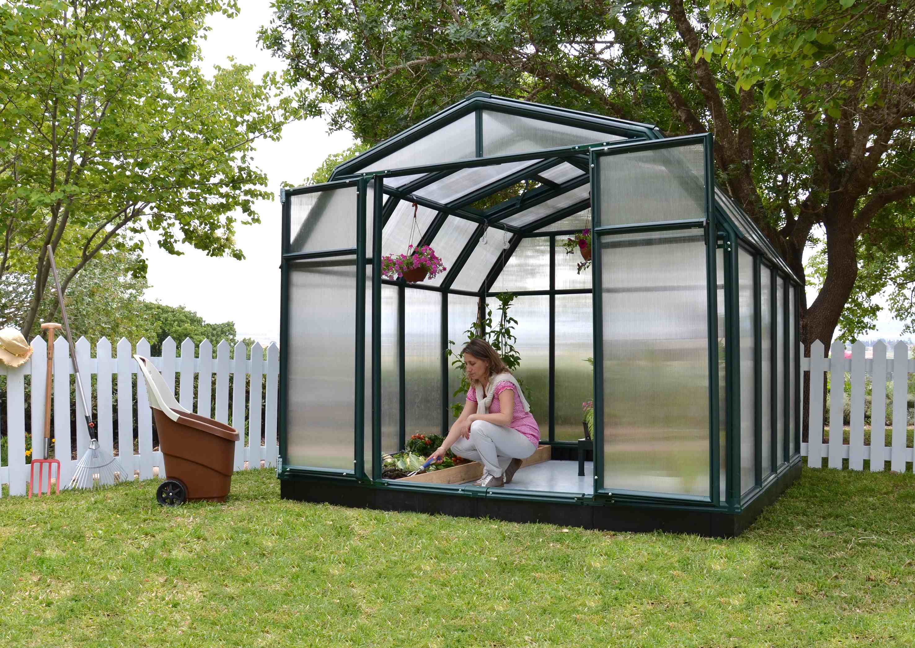 Rion Hobby Gardener Resin Frame 8ft x 8ft Polycarbonate Greenhouse