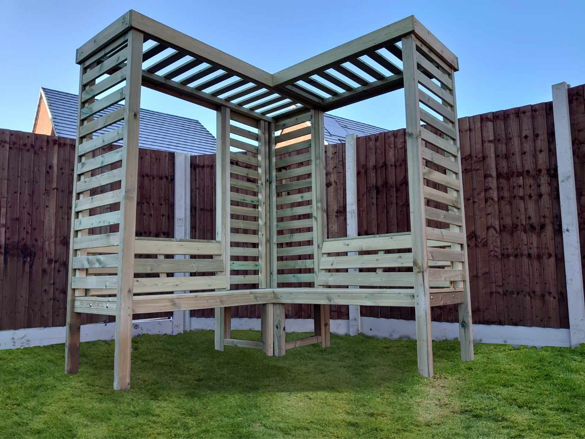 Villamoura Chunky Wooden Corner Garden Arbour - Churnet Valley