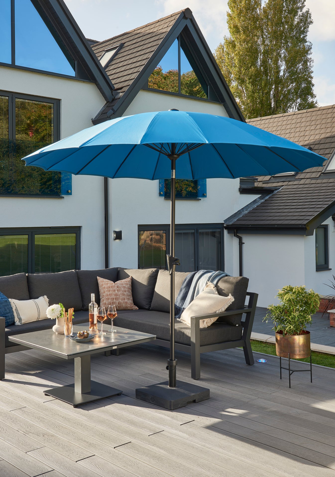 Royce Geisha 2.7m Ice Blue Parasol with Night Cover