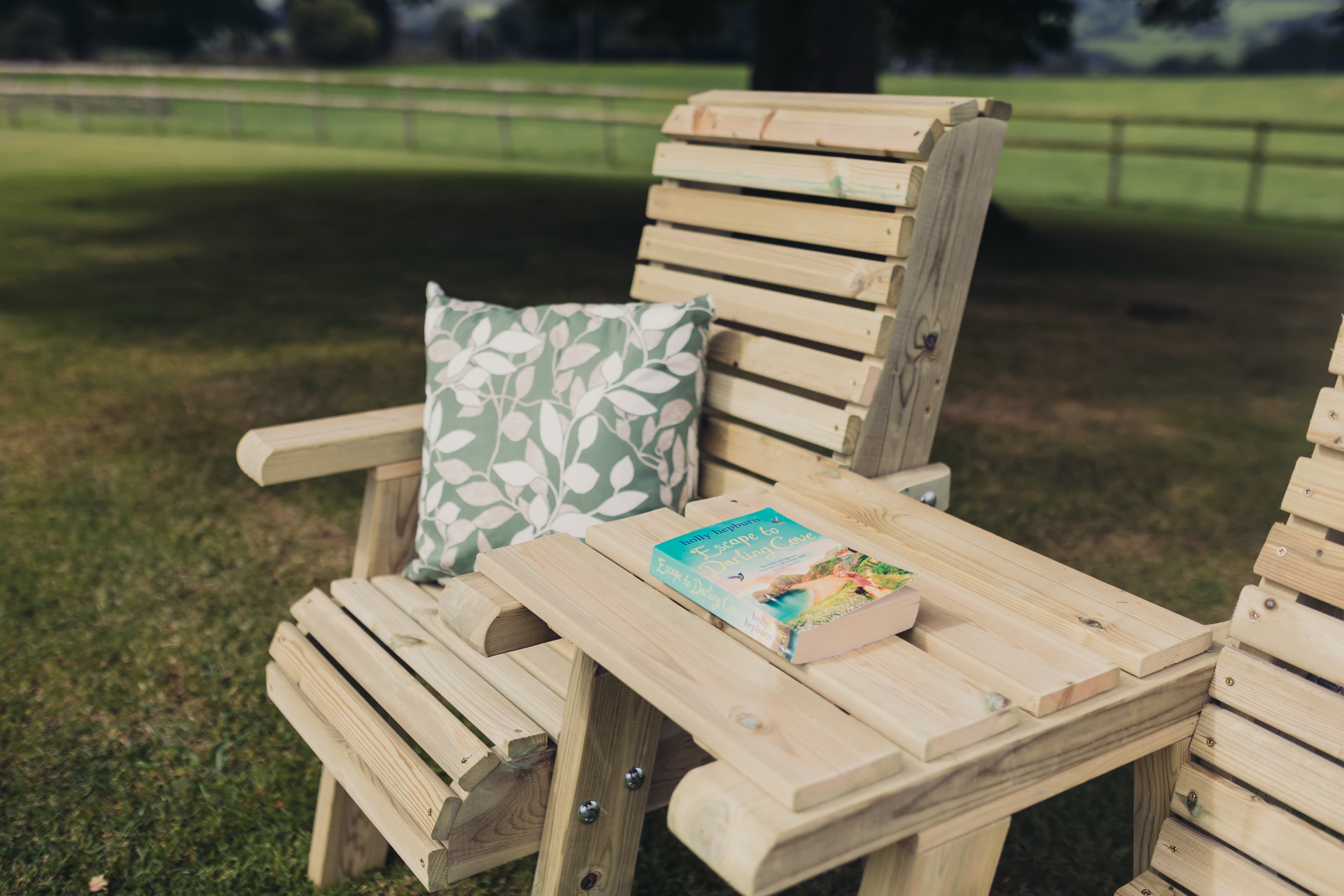 Ergo Chunky Wooden Garden Love Seat with Square Tray - Churnet Valley