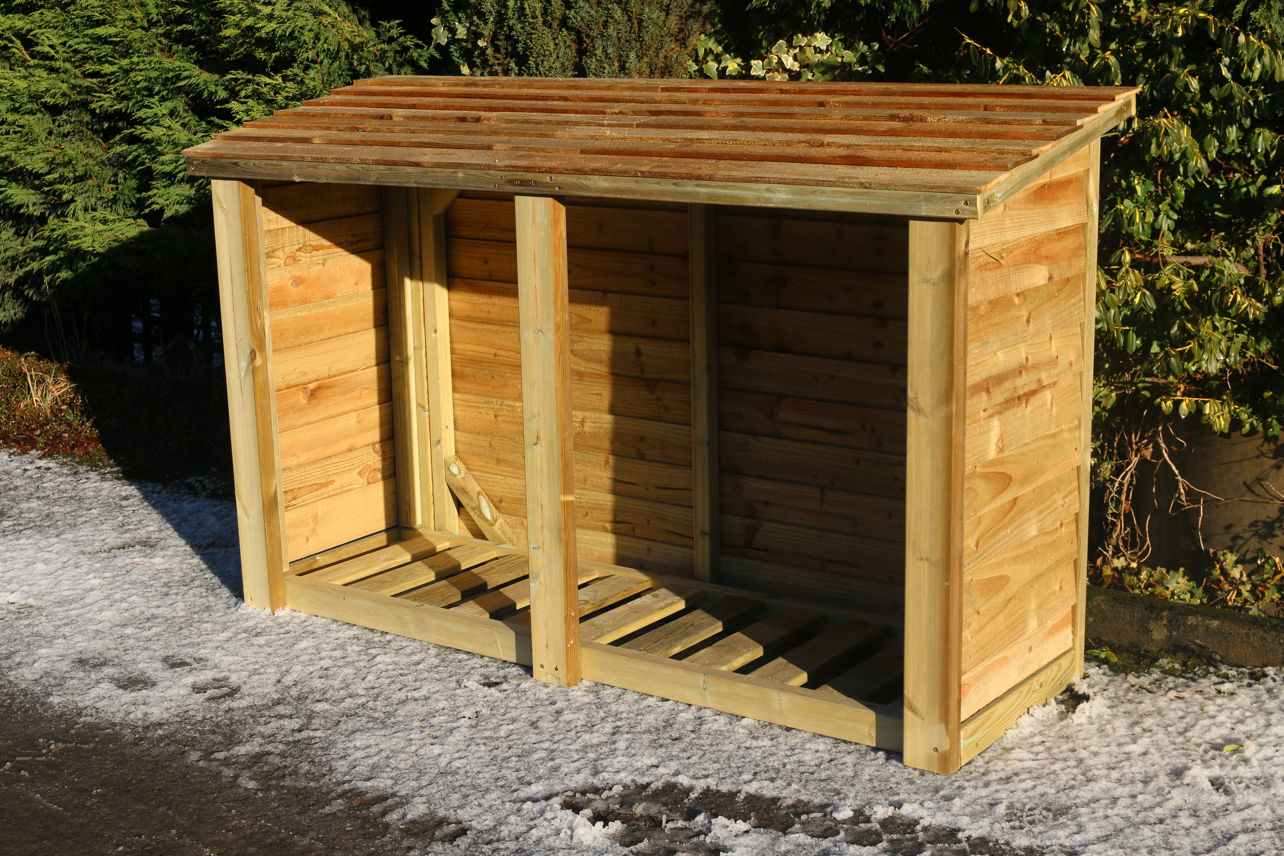 Heavy Duty 5ft x 6ft Wooden Log Store - Churnet Valley