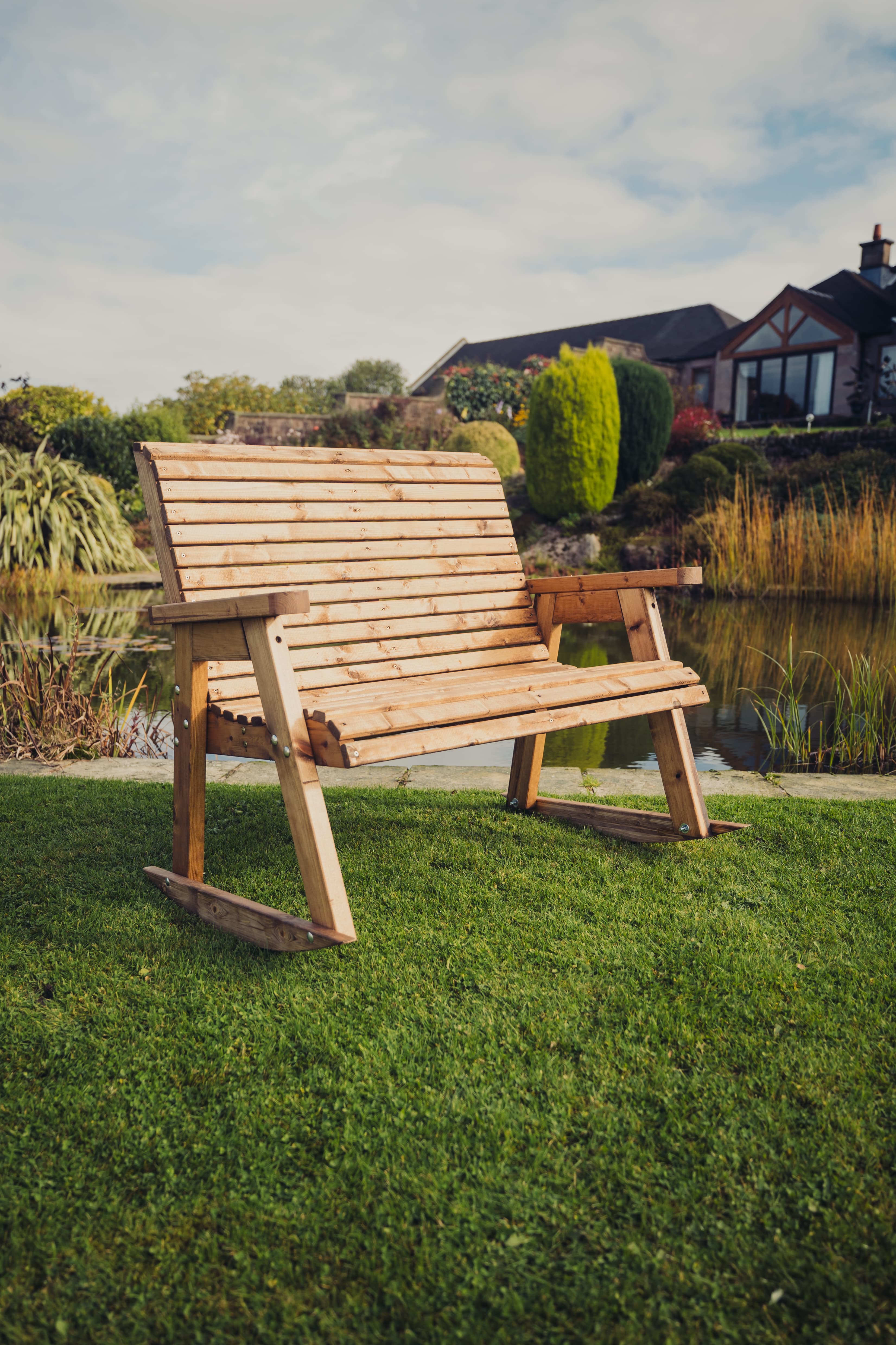 Valley Chunky Wooden Rocking Garden Bench - Churnet Valley