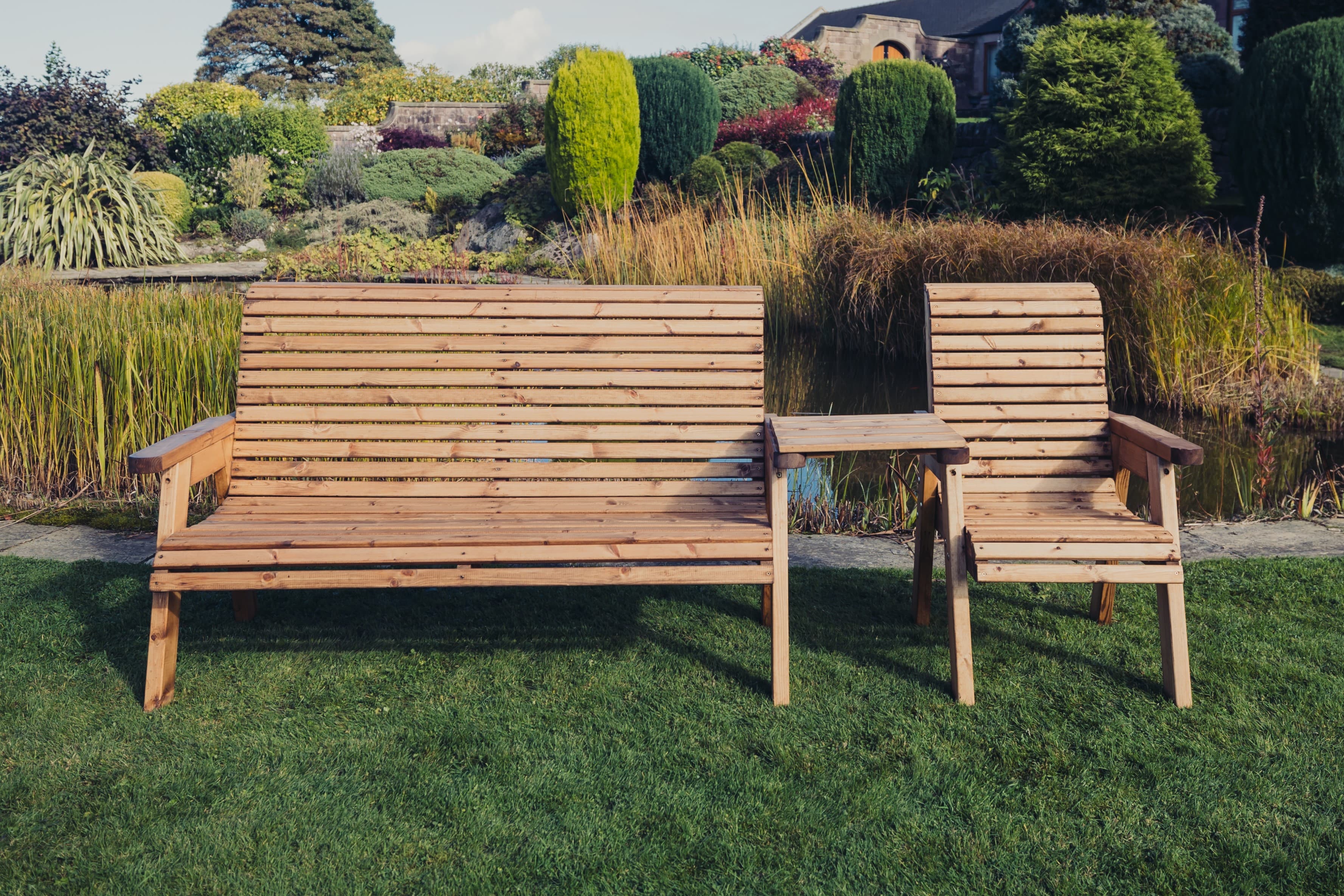 Valley 4 Seat Wooden Love Seat Style Triple Garden Bench & Chair with Straight Tray