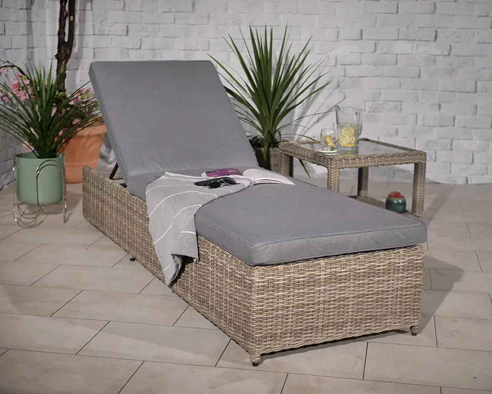 Wentworth Rattan Deluxe Sunlounger