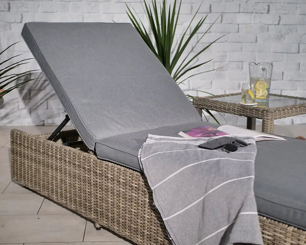 Wentworth Rattan Deluxe Sunlounger