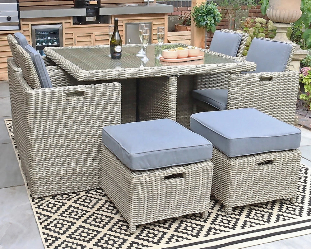 Wentworth 8 Seater Rattan Cube Garden Dining Set with 4 Chairs with Folding Backrest, 4 Stools & Cushions)